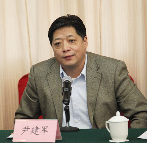 全國質(zhì)量監管重點(diǎn)產(chǎn)品檢驗方法標準化技術(shù)委員會(huì )秘書(shū)長(cháng) 尹建軍